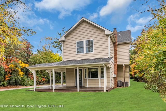 447 W Park Avenue, Oakhurst, NJ 07755