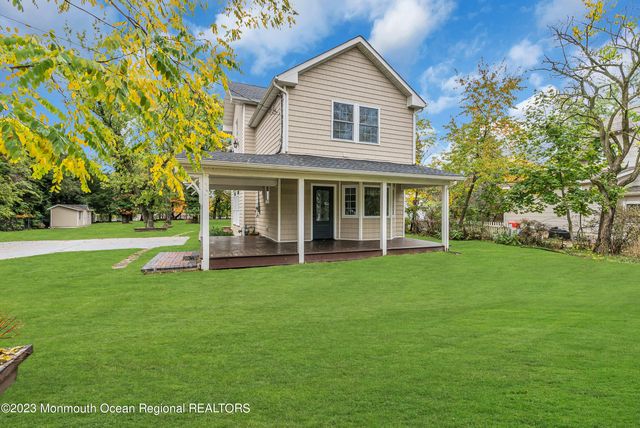 447 W Park Avenue, Oakhurst, NJ 07755