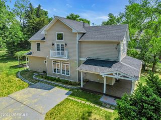 447 W Park Avenue, Oakhurst, NJ 07755