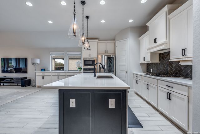 24126 Sidehill Lie, San Antonio, TX 78261