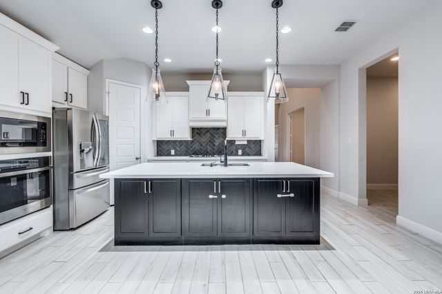 24126 Sidehill Lie, San Antonio, TX 78261