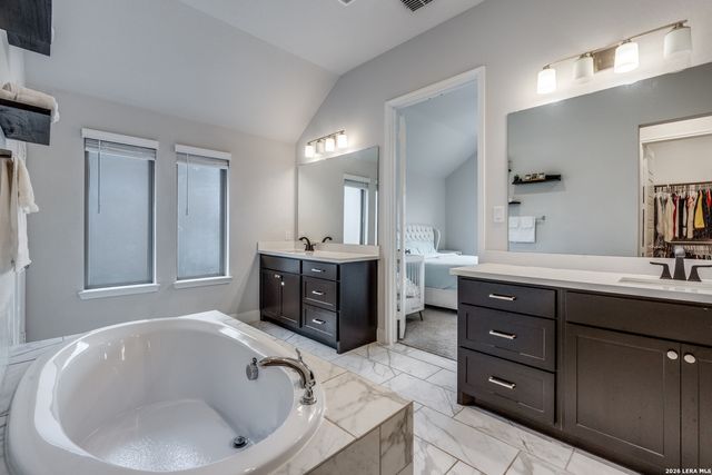 24126 Sidehill Lie, San Antonio, TX 78261