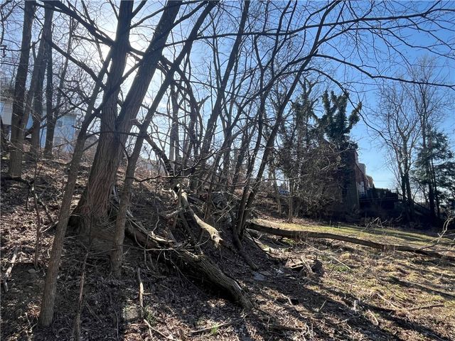 325 GLASER AVENUE, Bellevue, PA 15202