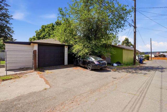 4012 W Longfellow Ave, Spokane, WA 99205