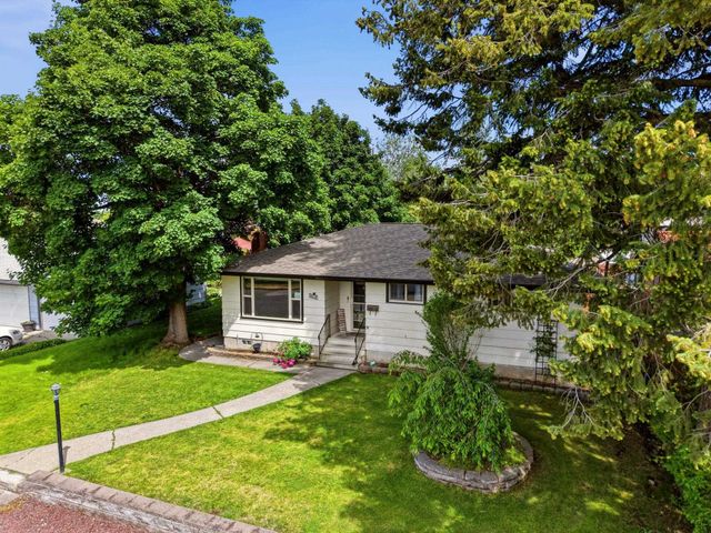 4012 W Longfellow Ave, Spokane, WA 99205