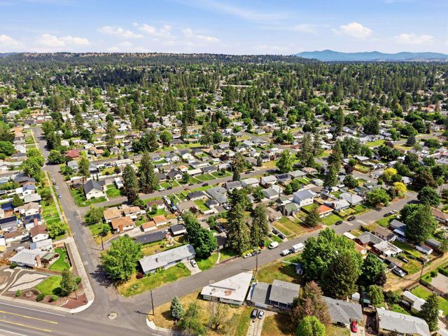 4012 W Longfellow Ave, Spokane, WA 99205