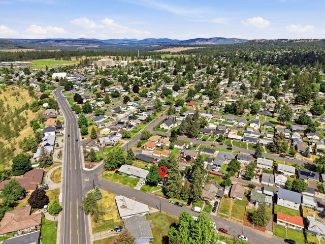 4012 W Longfellow Ave, Spokane, WA 99205