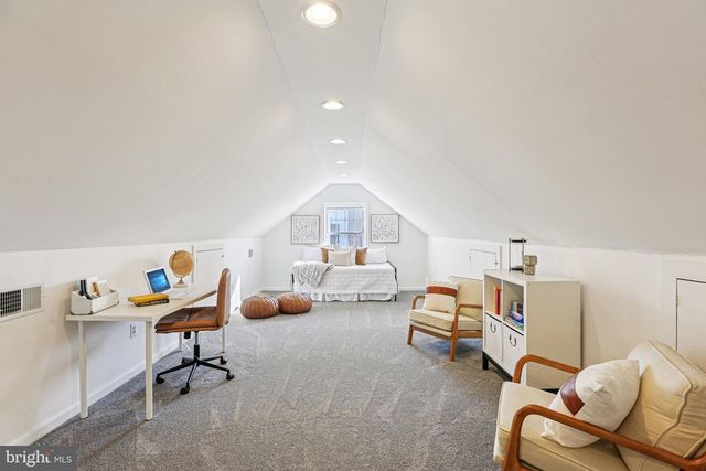 313 E LAKE AVE, Baltimore, MD 21212