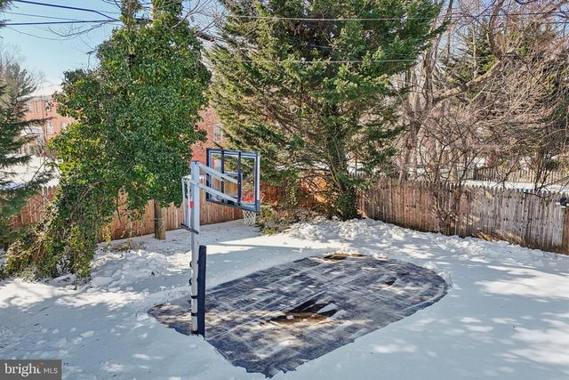 313 E LAKE AVE, Baltimore, MD 21212