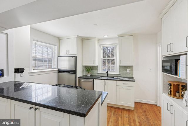 313 E LAKE AVE, Baltimore, MD 21212