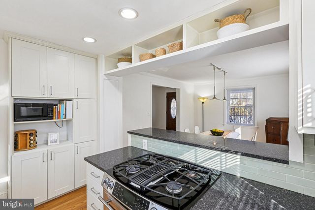 313 E LAKE AVE, Baltimore, MD 21212