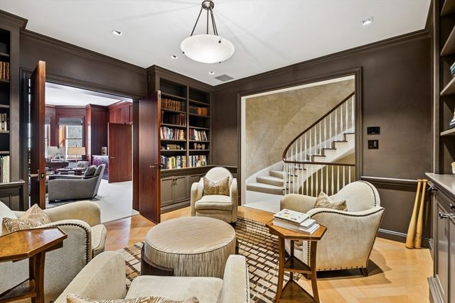 55 Commonwealth Avenue, Boston, MA 02116