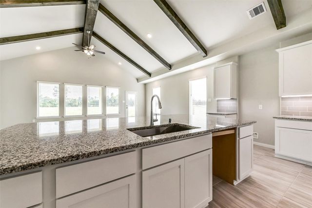 421 Barton Place Drive, Tarkington, TX 77327