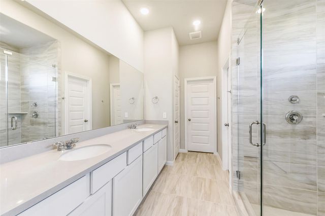 421 Barton Place Drive, Tarkington, TX 77327