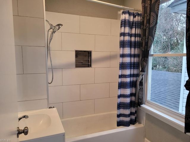 1905 High ST, Portsmouth, VA 23704