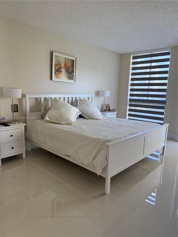 20185 E Country Club Drive 510, Aventura, FL 33180