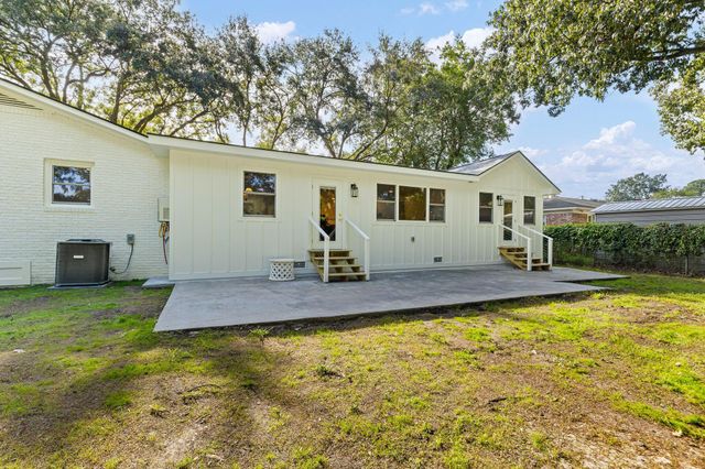 1412 Tara Road, Charleston, SC 29407