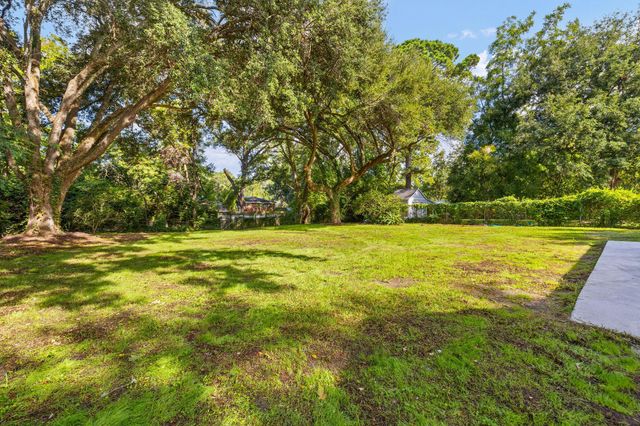 1412 Tara Road, Charleston, SC 29407