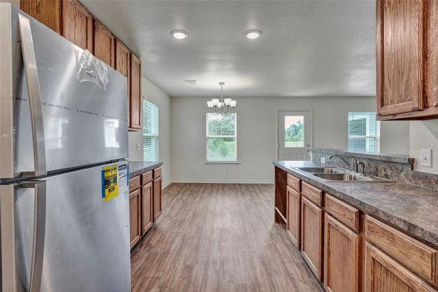 624 Crockett Drive, Cleburne, TX 76033