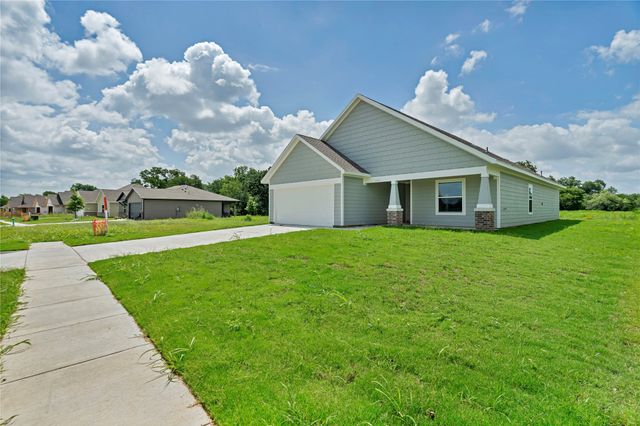 624 Crockett Drive, Cleburne, TX 76033