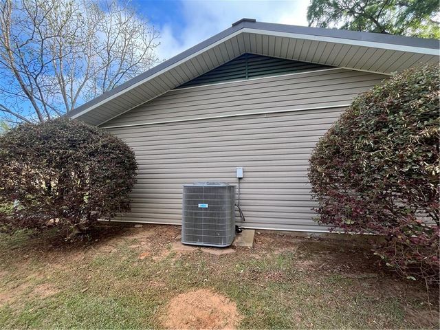 408 W. HAMPTON Drive, Pineville, LA 71360