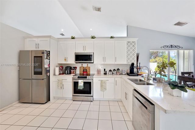12611 SW 20th St, Miramar, FL 33027