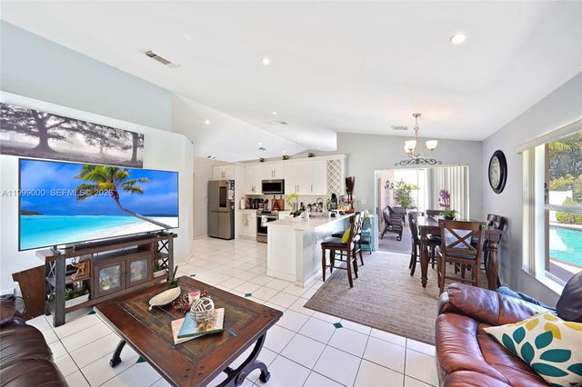 12611 SW 20th St, Miramar, FL 33027