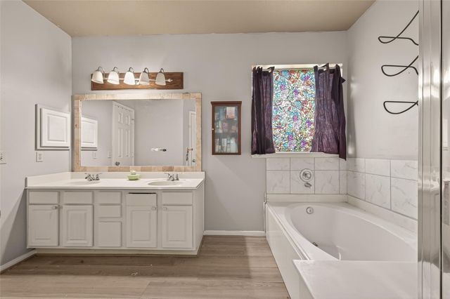 2902 Julie Ann Drive, Pearland, TX 77584