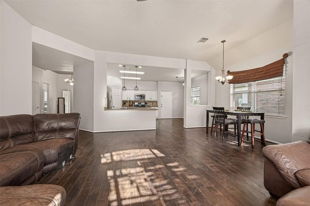 2902 Julie Ann Drive, Pearland, TX 77584