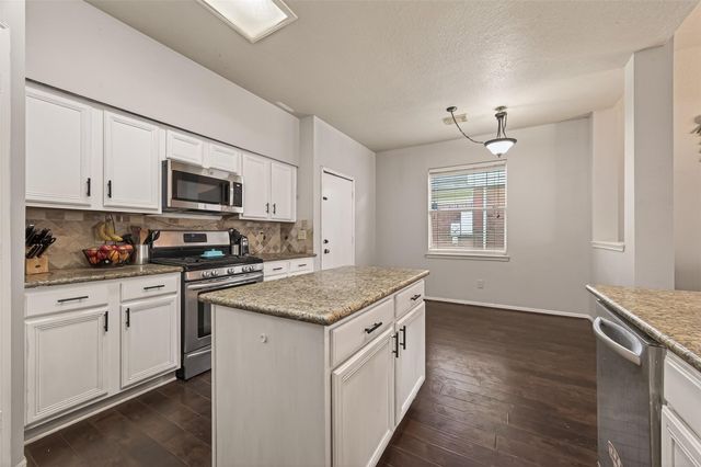 2902 Julie Ann Drive, Pearland, TX 77584