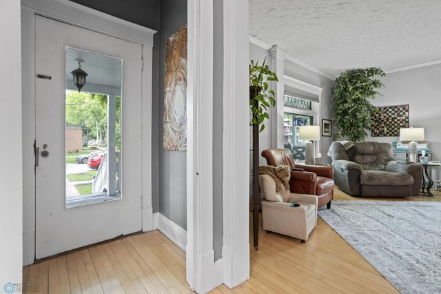 429 9th Avenue S, Fargo, ND 58103
