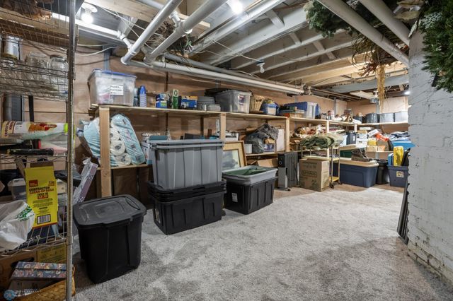 429 9th Avenue S, Fargo, ND 58103