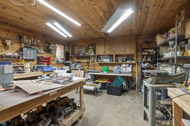429 9th Avenue S, Fargo, ND 58103