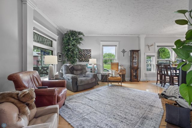 429 9th Avenue S, Fargo, ND 58103