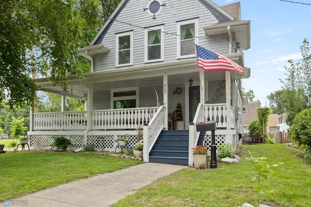 429 9th Avenue S, Fargo, ND 58103