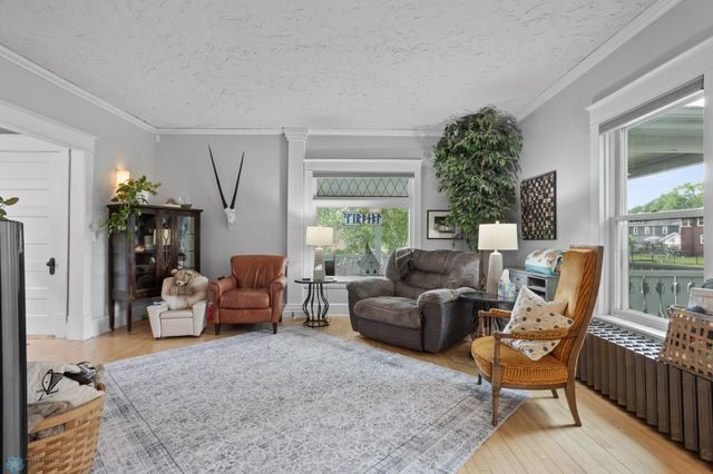 429 9th Avenue S, Fargo, ND 58103