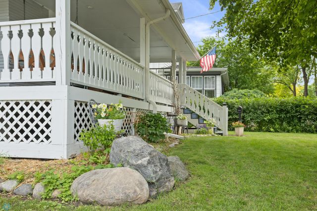 429 9th Avenue S, Fargo, ND 58103
