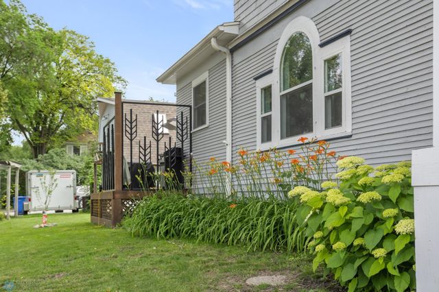 429 9th Avenue S, Fargo, ND 58103