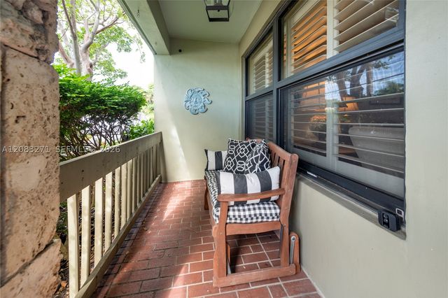 2835 NE 60th St, Fort Lauderdale, FL 33308
