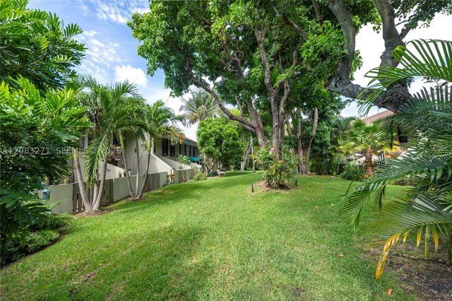 2835 NE 60th St, Fort Lauderdale, FL 33308