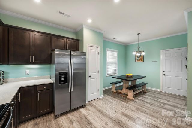 1530 Starmount Cove Lane, Charlotte, NC 28210