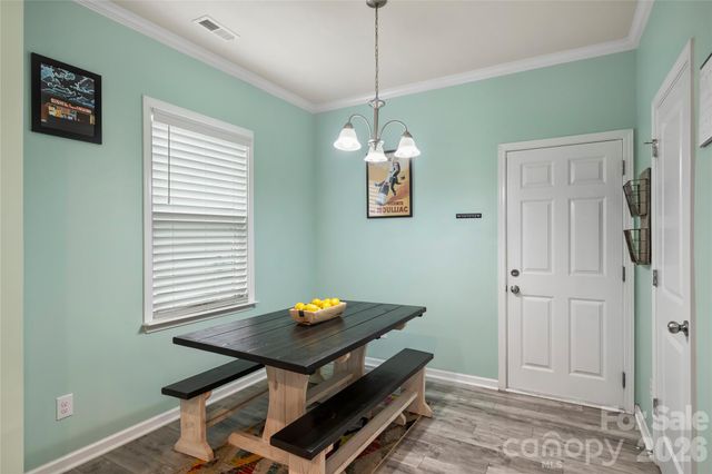 1530 Starmount Cove Lane, Charlotte, NC 28210