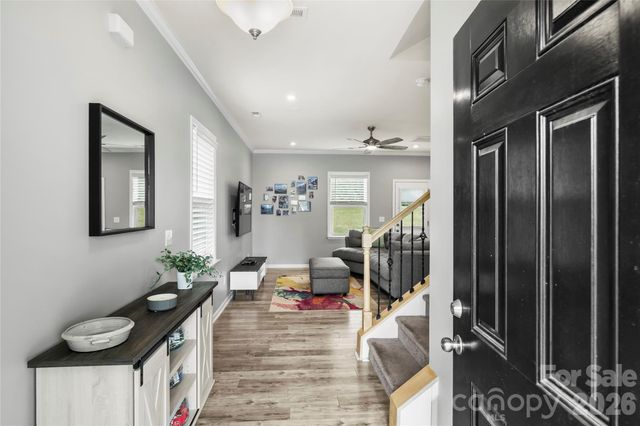1530 Starmount Cove Lane, Charlotte, NC 28210