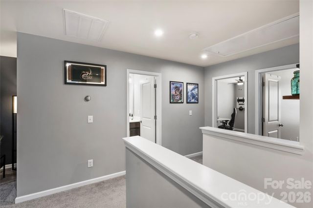1530 Starmount Cove Lane, Charlotte, NC 28210