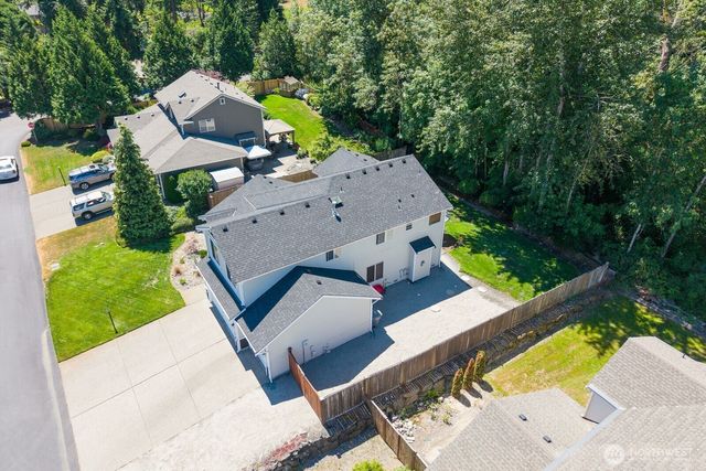 714 122nd Avenue Ct E, Edgewood, WA 98372