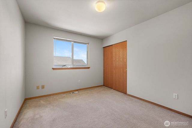 714 122nd Avenue Ct E, Edgewood, WA 98372