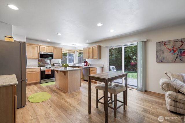 714 122nd Avenue Ct E, Edgewood, WA 98372