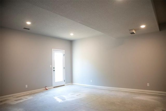830 Cedar Ridge Drive, Raymore, MO 64083