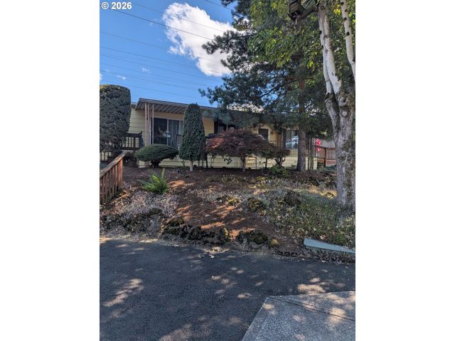 21100 Ne SANDY Blvd 36, Fairview, OR 97024