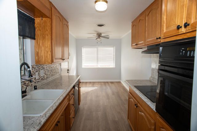 7420 Evening Way, Citrus Heights, CA 95621